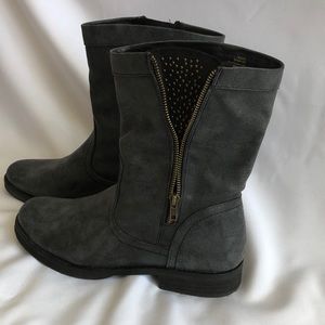 Vintage Crown boot